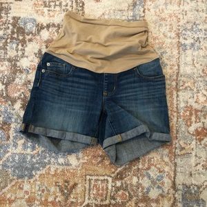 Maternity Denim Shorts pea in a pod